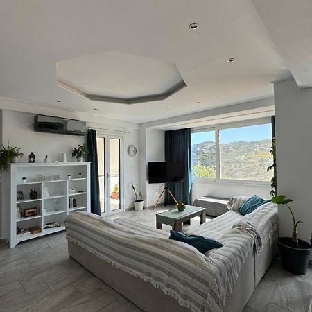 Family House Apartment Keratea Екстериор снимка